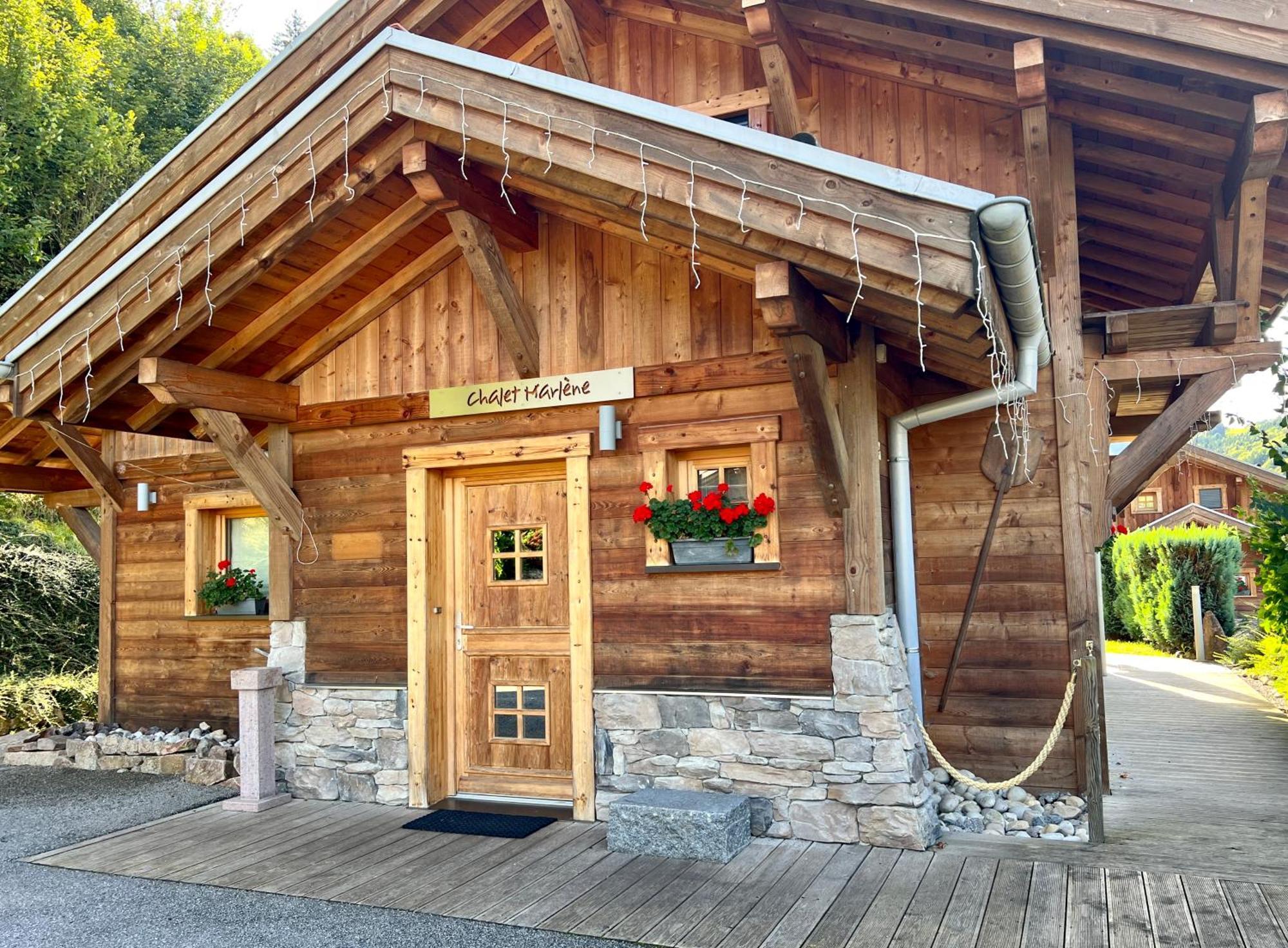 Logis Hotel, Chalets Et Restaurant Les Chatelmines La Bresse Ngoại thất bức ảnh