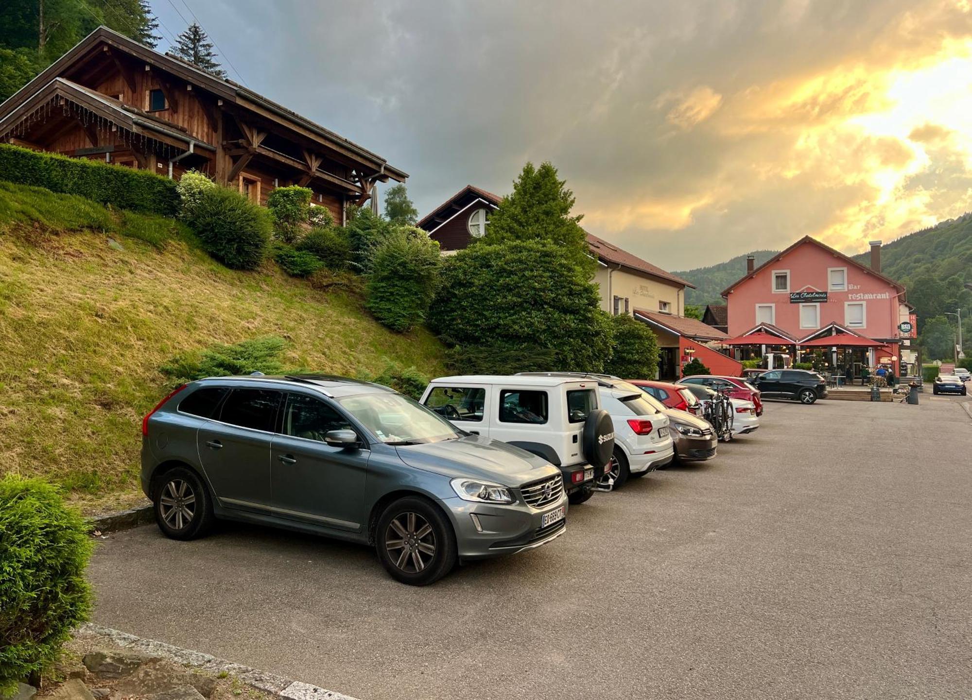 Logis Hotel, Chalets Et Restaurant Les Chatelmines La Bresse Ngoại thất bức ảnh